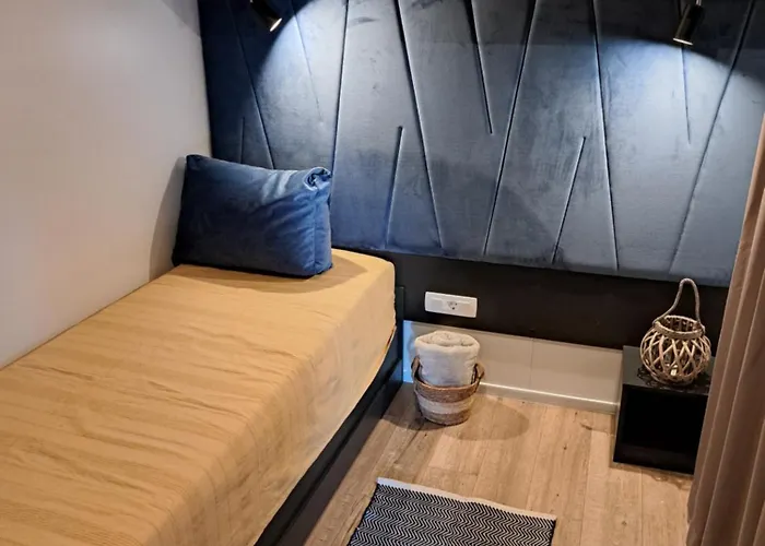 De Luxe Mobilna Kuca Kijani, 44m2 Casa vacanze Gračac