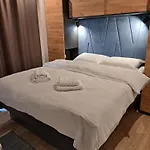 De Luxe Mobilna Kuca Kijani, 44m2 בית נופש *