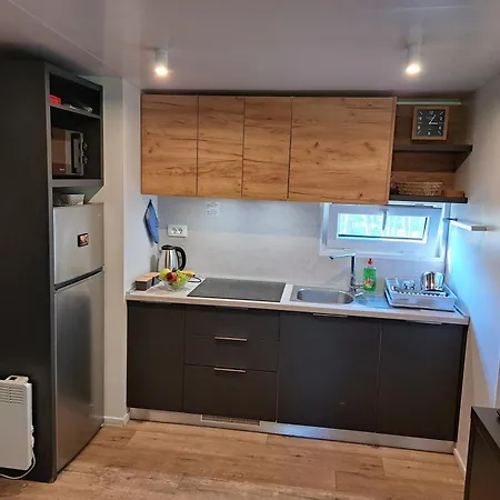 De Luxe Mobilna Kuca Kijani, 44m2 *
