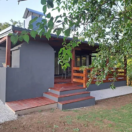De Luxe Mobilna Kuca Kijani, 44m2 Holiday home *